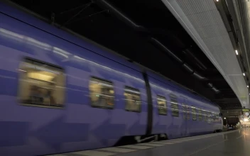 Video Stock Purple Subway Train Leaving Free