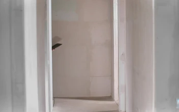 Video Stock Real State Agent Showing A Property Free