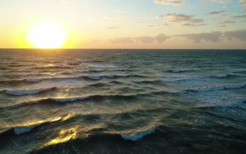 Free Stock Video Relaxing Landscape Of The Sea And The Sun