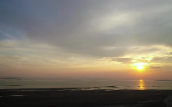 Free Stock Video Relaxing Sunset On Islands During A Cloudy Day