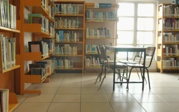 Free Stock Video Reverse Tour Of A Library Full Of Books