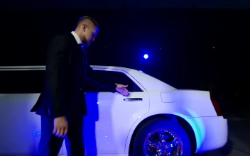 Free Stock Video Rock Band Arriving To Red Carpet In A Limo