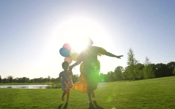 Free Stock Video Running With Balloons