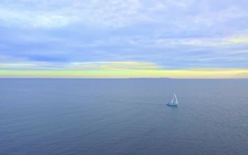 Free Stock Video Sailing Boat Crossing The Ocean