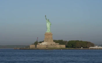 Free Stock Video Sailing By The Statue Of Liberty