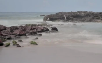 Free Stock Video Sea Waves Hitting Rocks