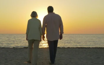 Free Stock Video Senior Couple Walking At Sunset