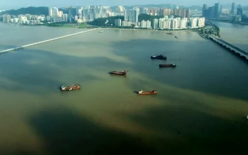 Free Stock Video Ships And Boats On A Large Lake Around A Large  Large