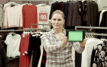 Free Stock Video Showing A Tablet With A Green Screen