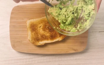 Free Video Stock Smashed Avocado Toast