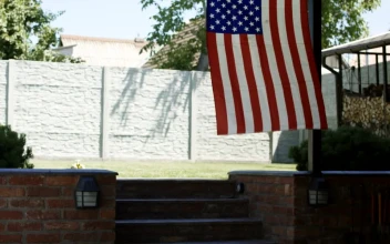 Free Video Stock Soldier Returning To His Family In The Usa