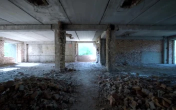 Free Video Stock Soldiers Entering An Abandoned Building