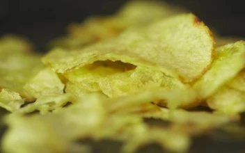 Free Video Stock Spinning Potato Chips