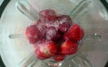 Free Video Stock Strawberries And Milk In A Blender