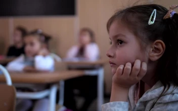 Free Video Stock Students At Their Desks