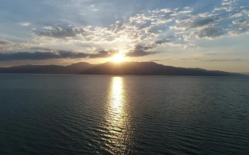 Free Video Stock Sunlight Reflecting Across The Sea