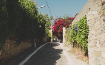 Free Video Stock Sunny Streets Of A Small Tourist Town