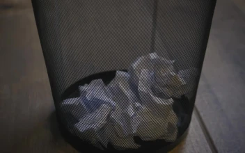 Free Video Stock trash basket of an office with paper balls