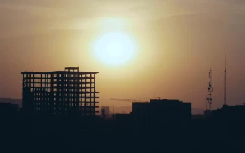 Free Video Stock sunset over a building under construction