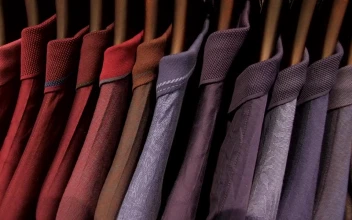 Free Video Stock t shirts on hangers at fashion store