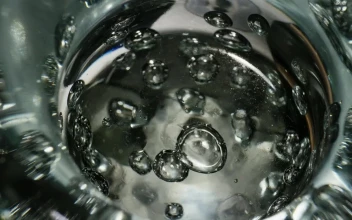 Free Video Stock texture with bubbles in motion