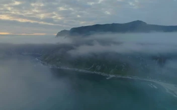 Free Video Stock the beach seen above the clouds