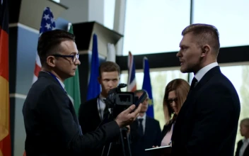 Free Video Stock the politician being interviewed by a journalist
