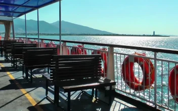Free Video Stock the sea seen from an alone ferry boat