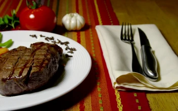 Free Video Stock thick steak with vegetables