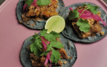 Free Video Stock three tacos on a pink plate