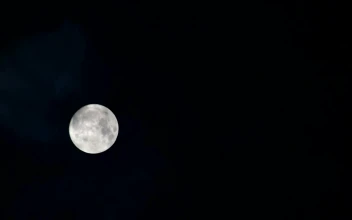 Free Video Stock time lapse of the moon and clouds at night