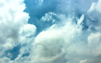 Free Video Stock timelapse of cloud layers