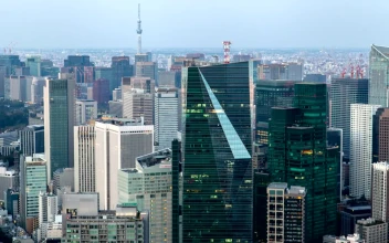 Free Video Stock tokyo financial district buildings time lapse