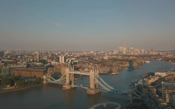 Free Video Stock tower bridge in london aerial shot
