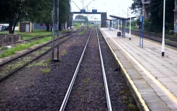 Free Video Stock train in movement leaving the tracks behind