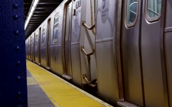 Free Video Stock train leaving a subway station