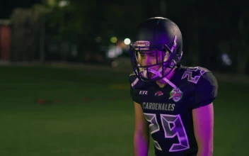 Free Video Stock training of a football team practicing passes