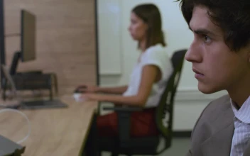 Free Stock Video Very Concentrated Man Working In An Office