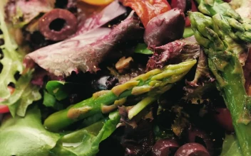 Free Stock Video Vegetable Salad