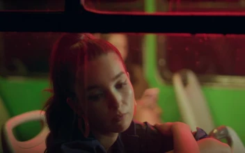 Free Stock Video Urban Girl Through The Window Of A Bus