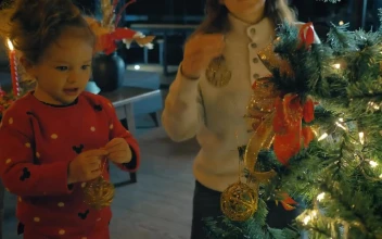 Free Stock Video Two Girls Decorating A Christmas Tree