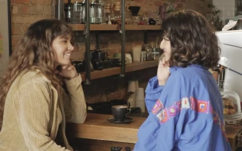 Free Stock Video Two Girls Chatting At The Counter Of A Coffee Shop