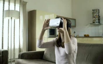 Free Stock Video Woman Working With Virtual Reality