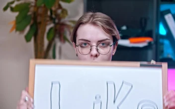 Free Stock Video Woman Showing A Sign That Says Like