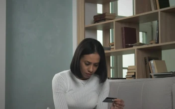 Free Stock Video Woman Making A Purchase Online