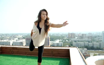Free Stock Video Woman In Leggings Practicing Yoga In A Rooftop