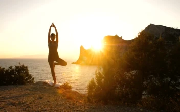 Free Stock Video Woman Doing Yoga By The Sea At Sunset