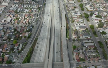 Free Stock Video Wide Highway Crossing The City Of Los Angeles
