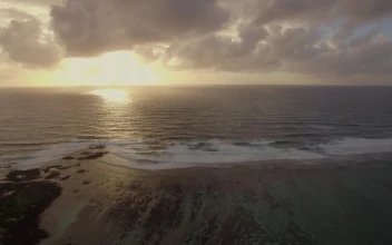Stock Footage White Gold Sunset Across The Ocean