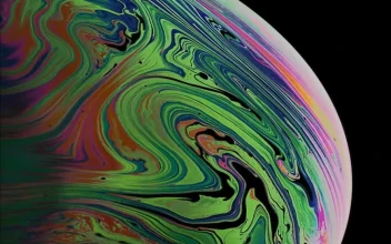 Purplish Bubble iPhone XS